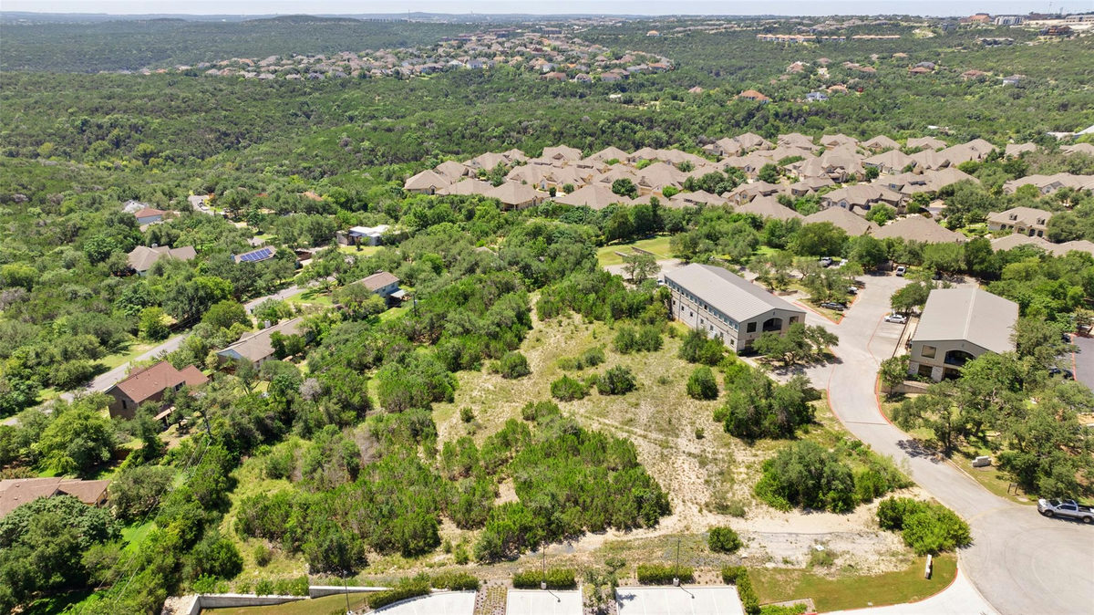 9 Lakeway Centre Ct — photo 5