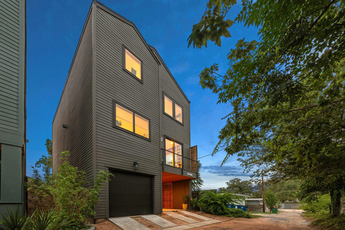 1007 E 15th St ##3 — photo 5