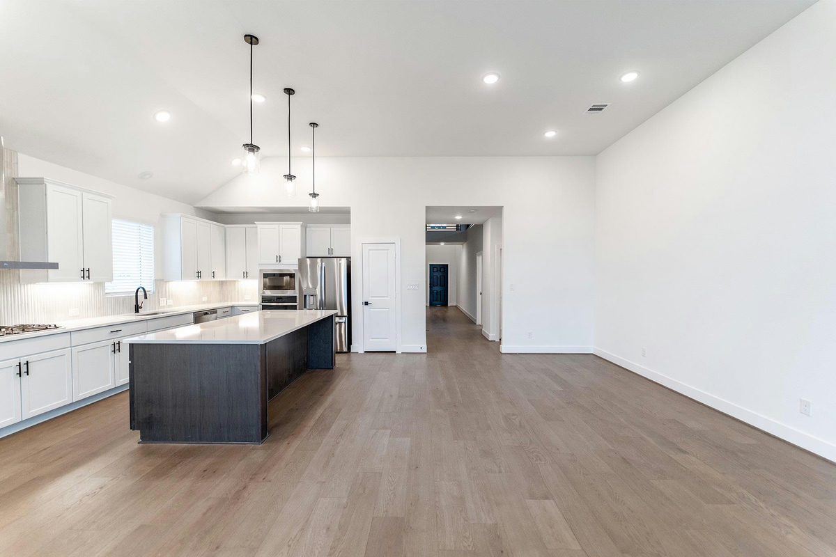 209 Joy Ln — photo 4