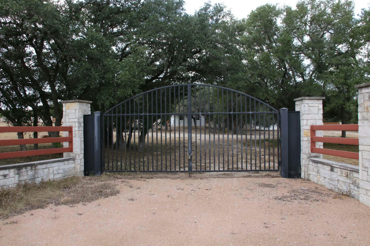 18001 Fm 150 None W — photo 2