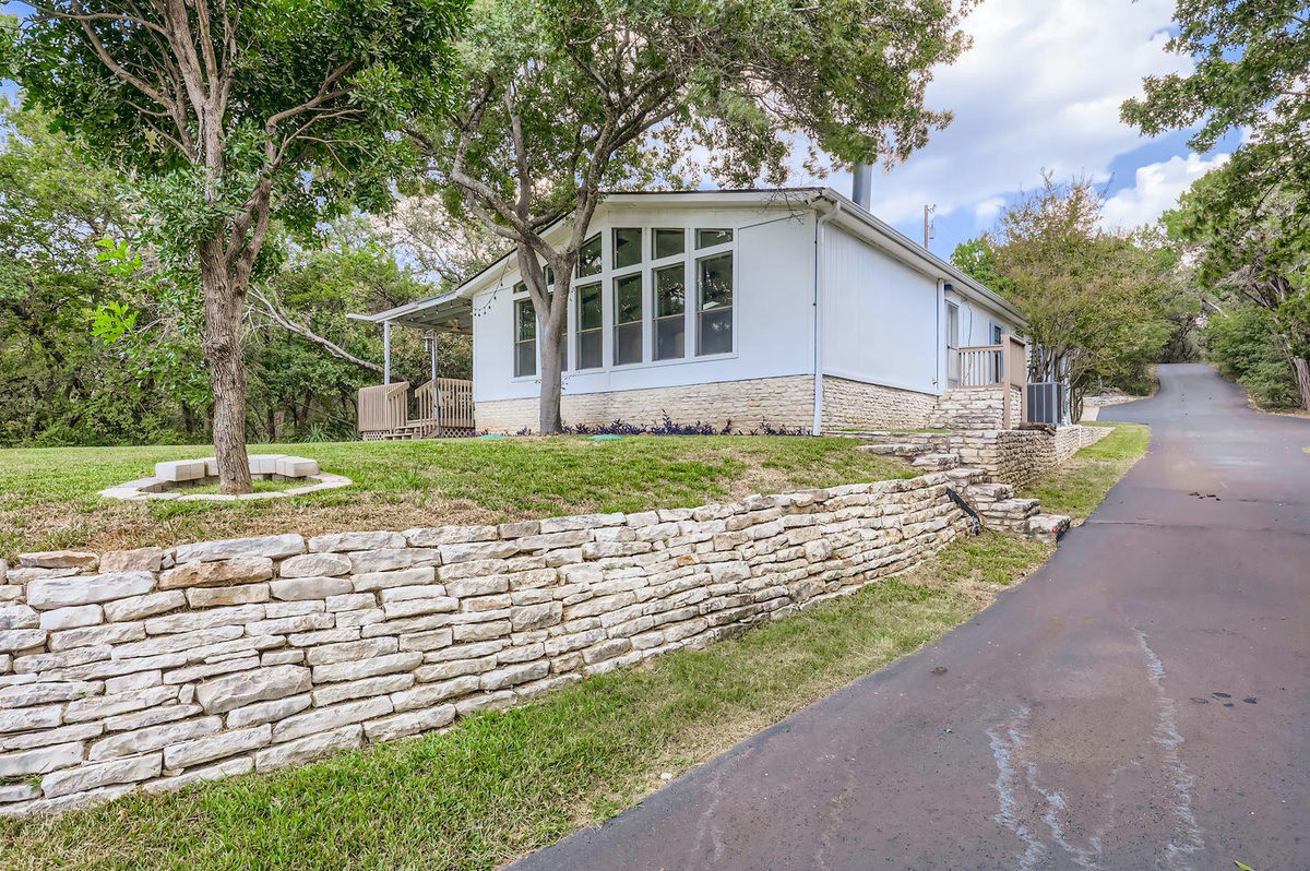 17307 E Darleen Dr — photo 2