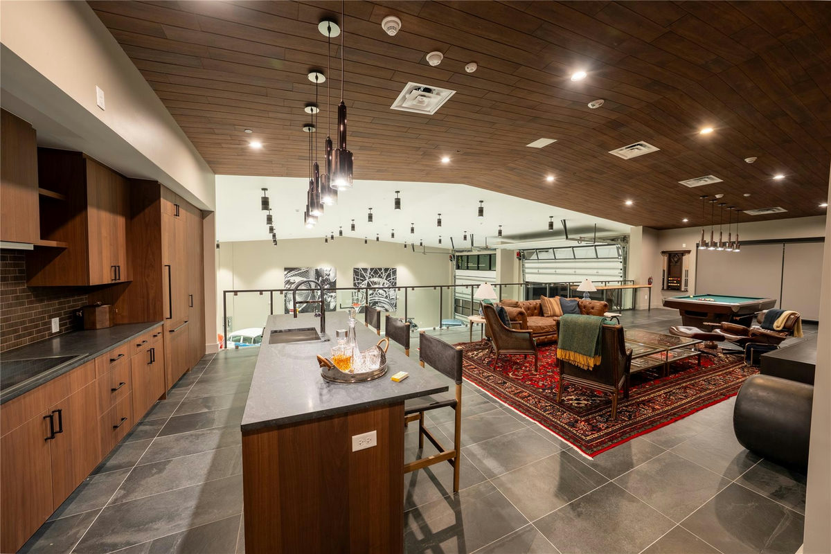 8001 Circuit of the Americas Blvd #2101 — photo 5