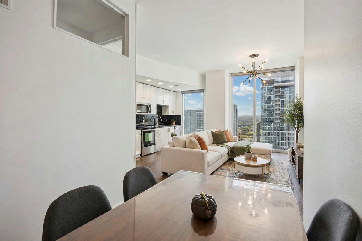 360 Nueces St #2704 — photo 2