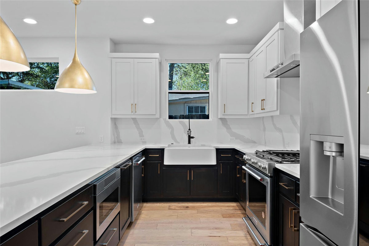 2211 Santa Rosa St — photo 5