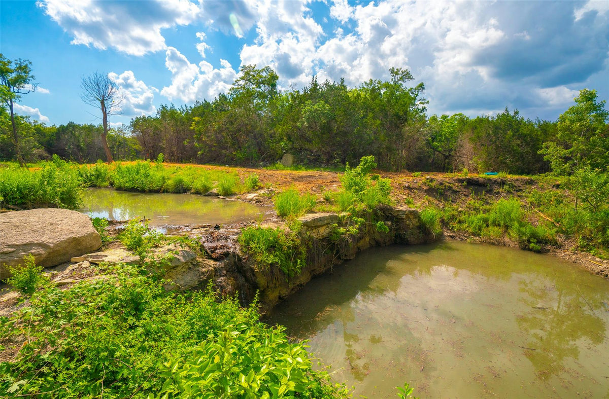 000 Spring Creek Ranch — exterior