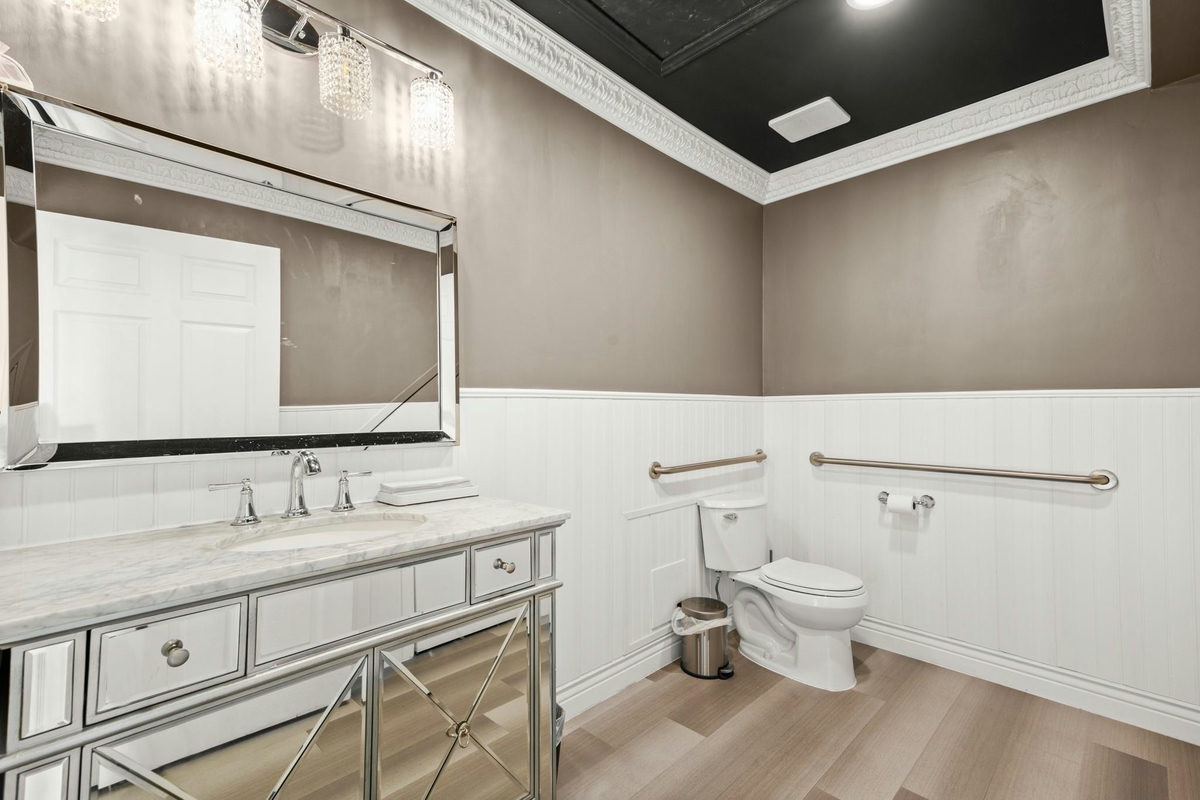 7700 N Lamar Blvd — photo 5