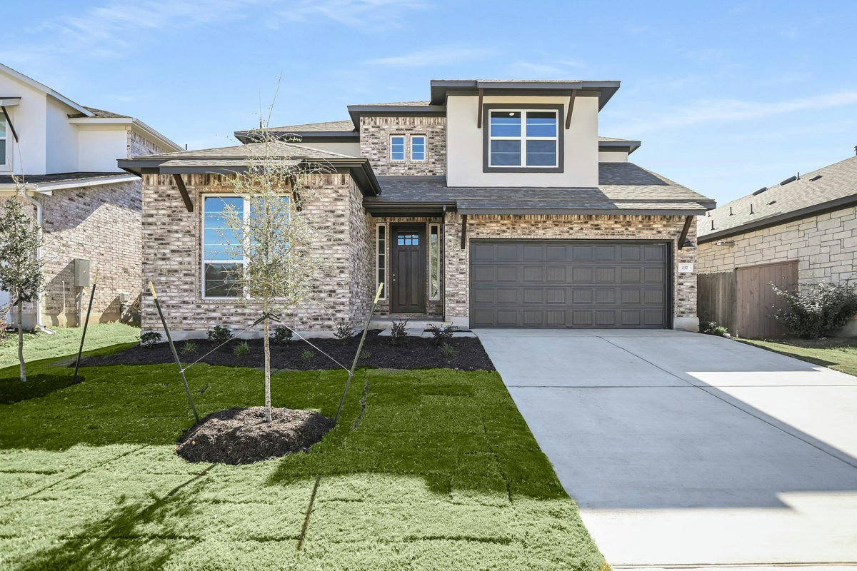 237 Smithsonian Ln