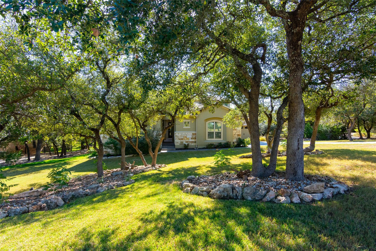 316 Chadwick Dr — photo 3