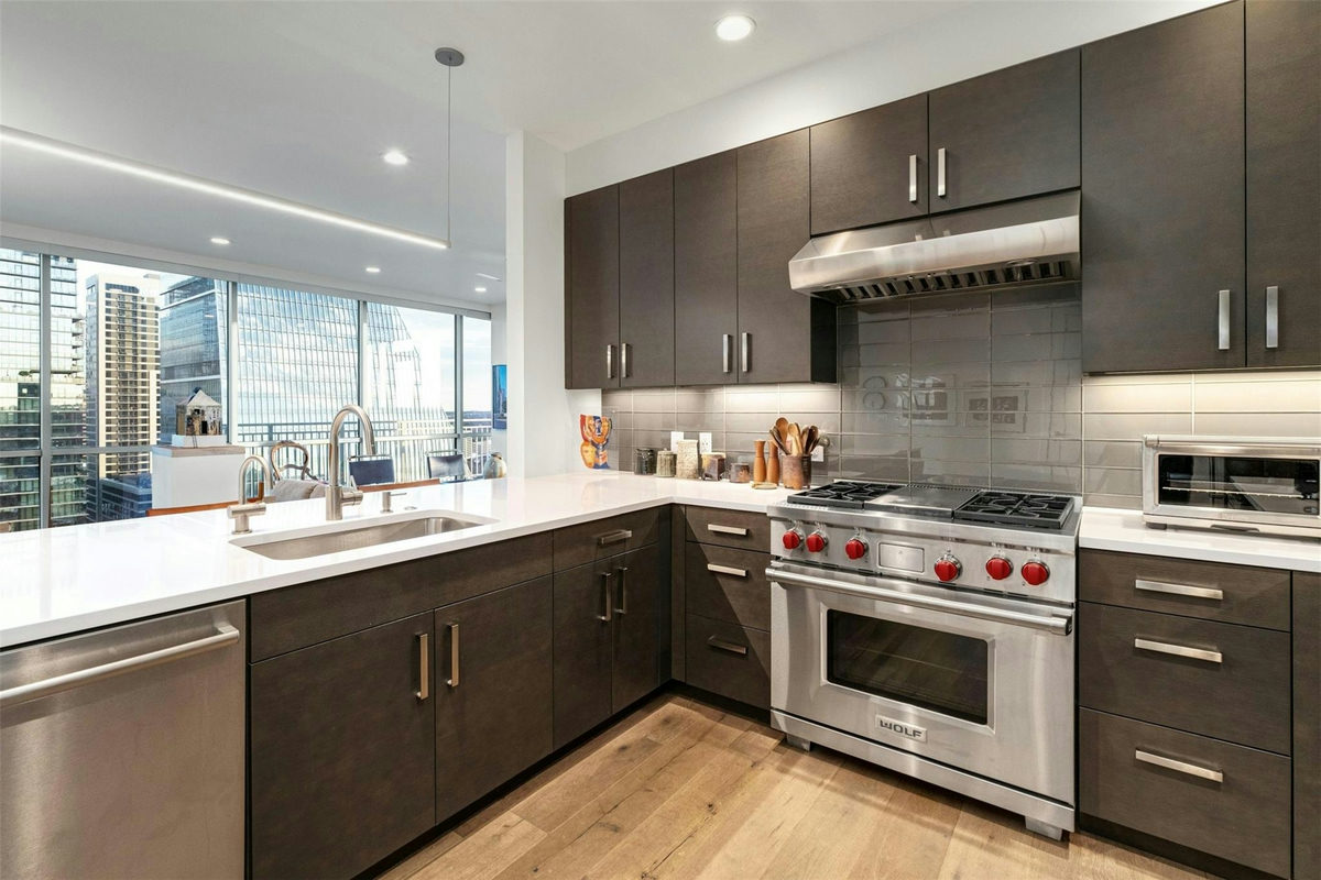 222 West Ave #2201 — photo 4
