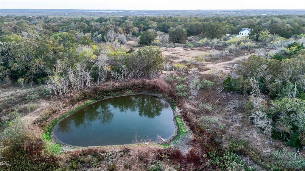137 Shady Oaks Loop — photo 3