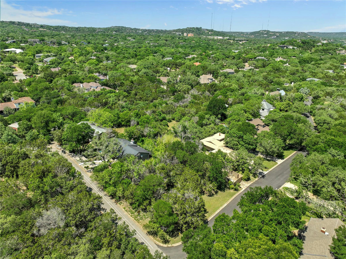 3311 Gentry Dr — photo 4