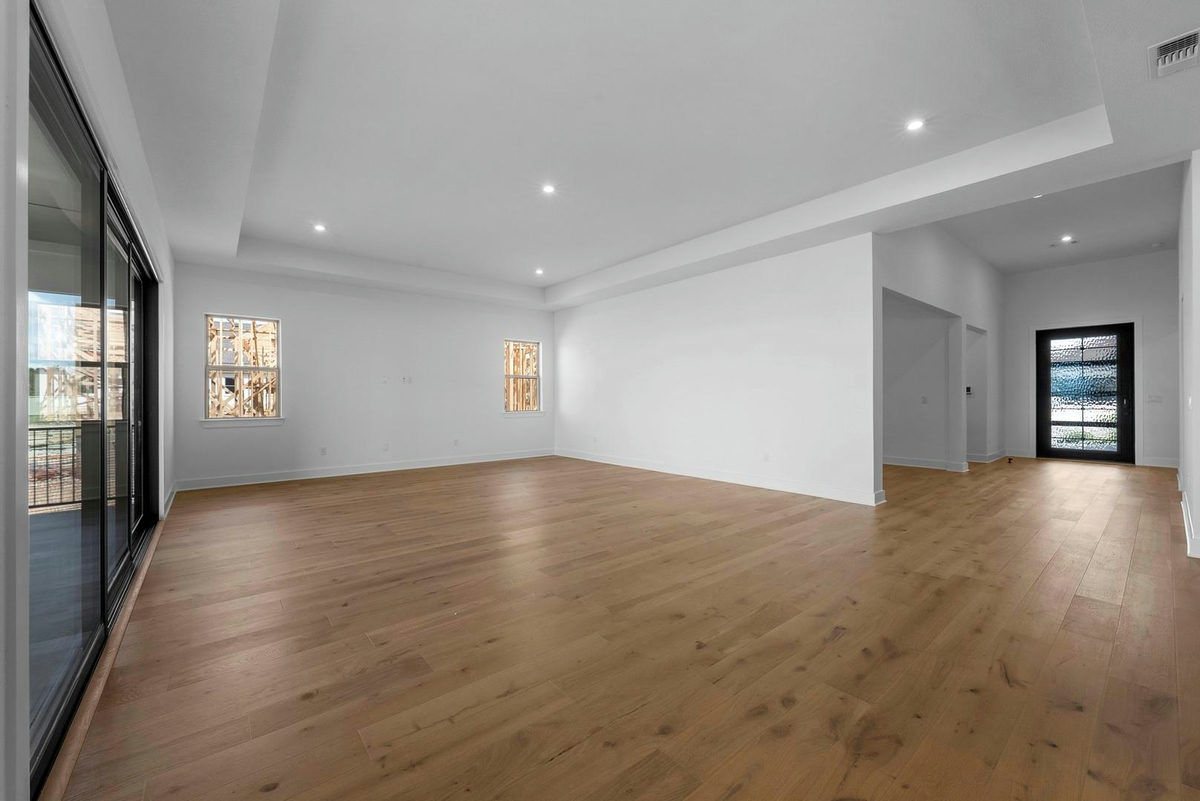 501 Jacaranda Ct — photo 3