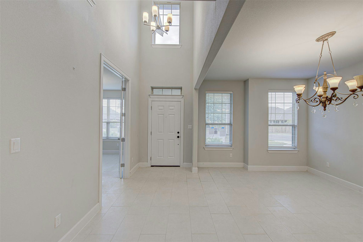 316 Buffalo Ridge Dr — photo 3