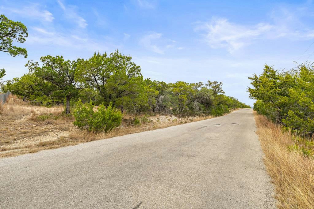 1216 Overland Stage Rd — photo 2