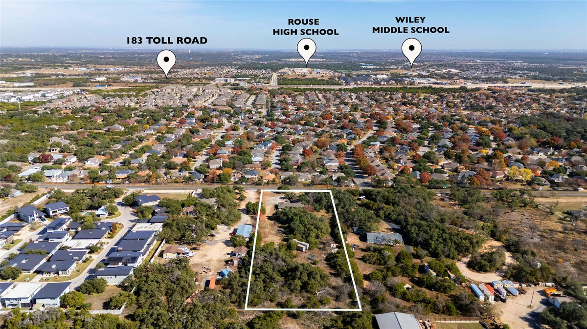 1101 Horizon Park Blvd — exterior