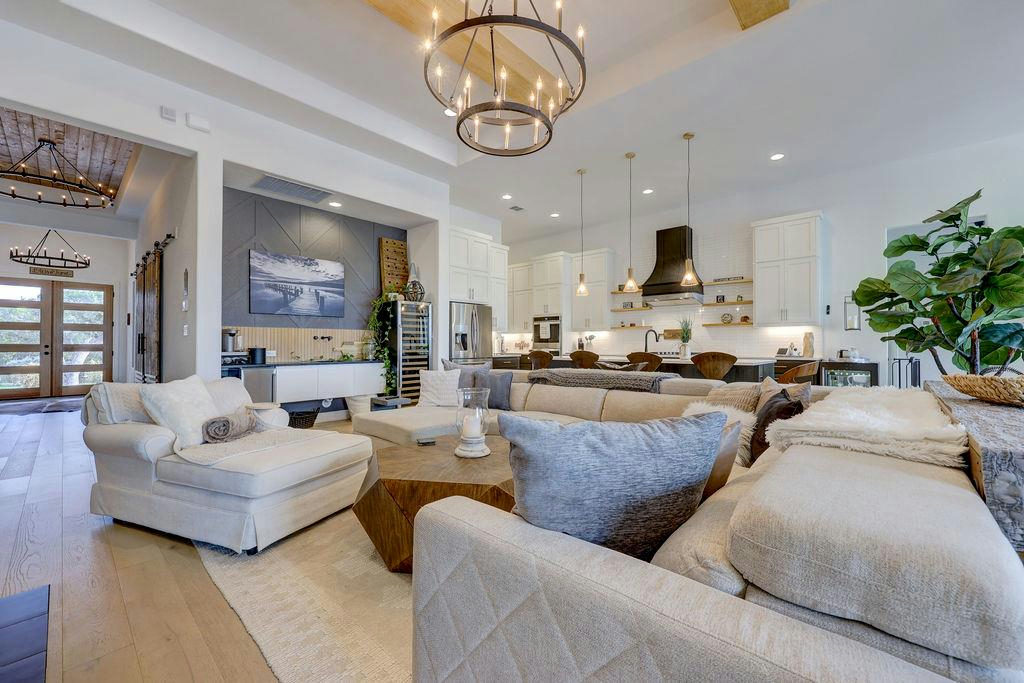 5104 Canyon Oaks Dr — photo 3