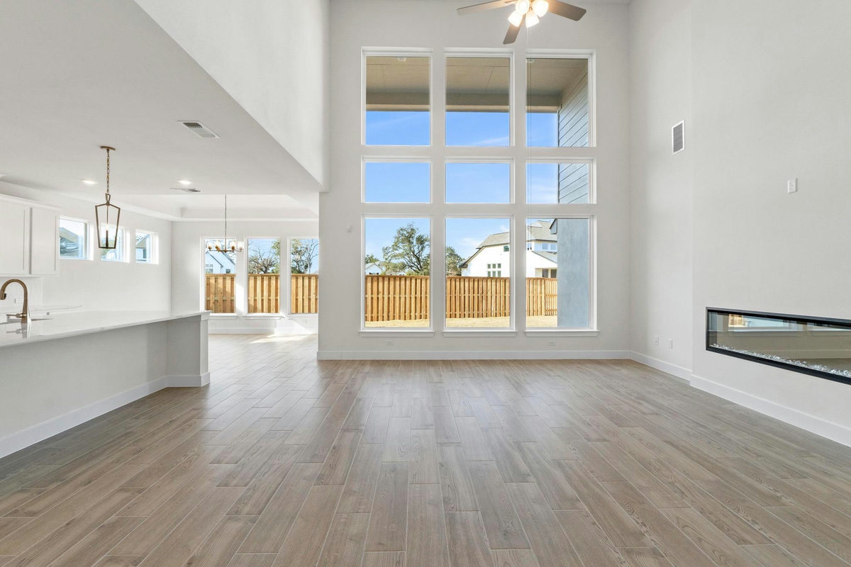 604 Lightstone Dr — photo 3