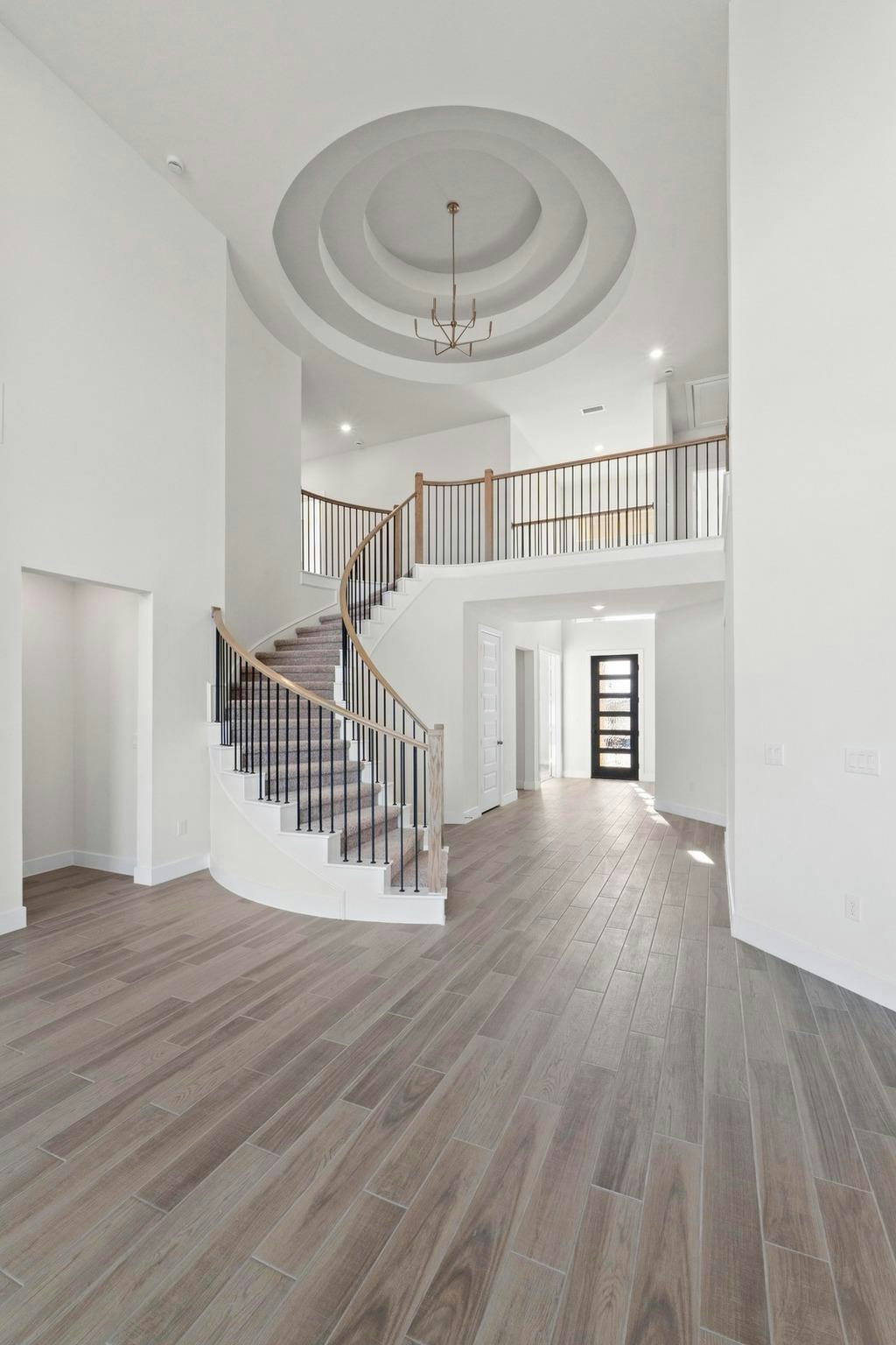 120 Rightfield Dr — photo 2