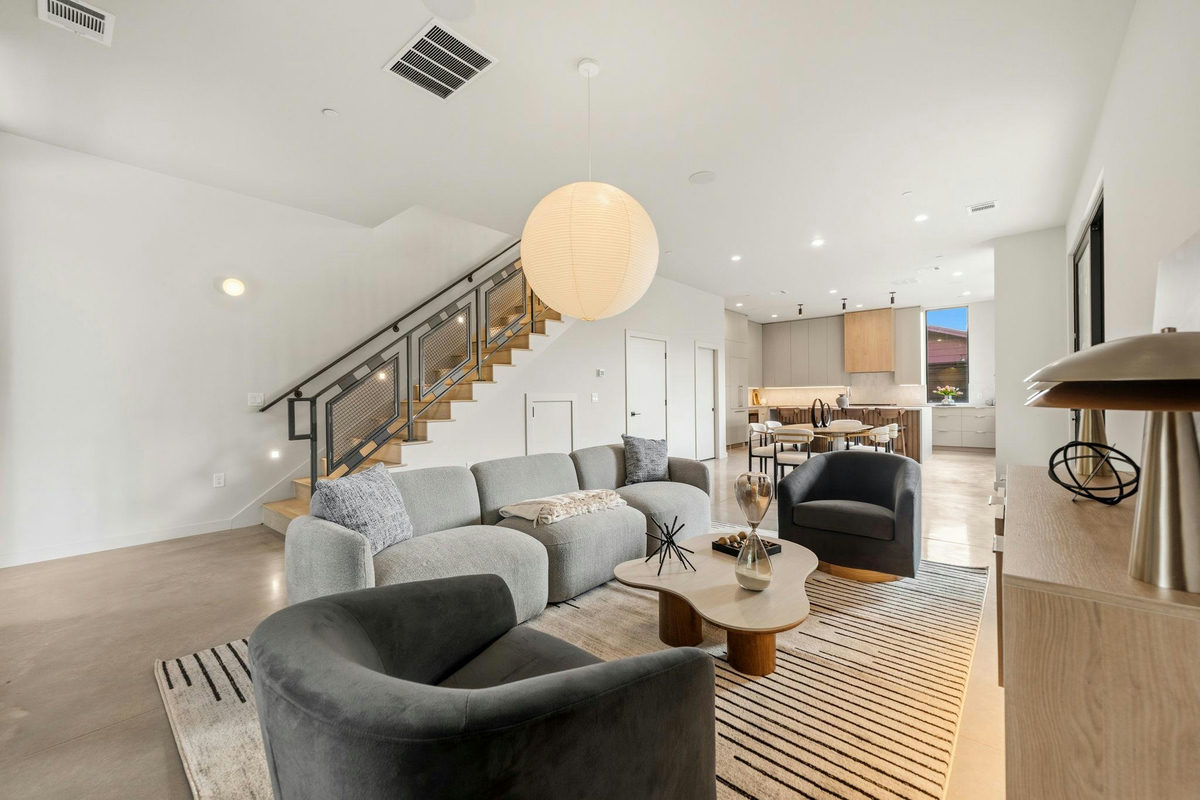 1403 Barton Hills Dr #3 — photo 4