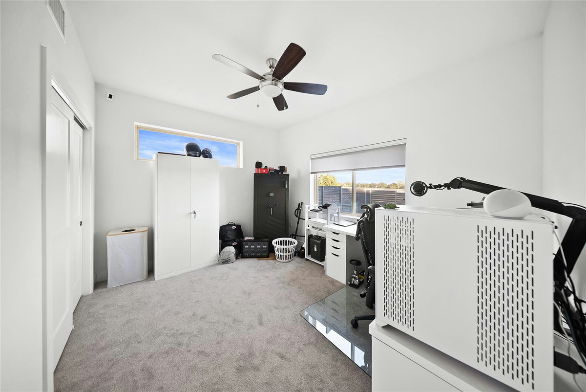 5315 La Crosse Ave #16 — photo 5