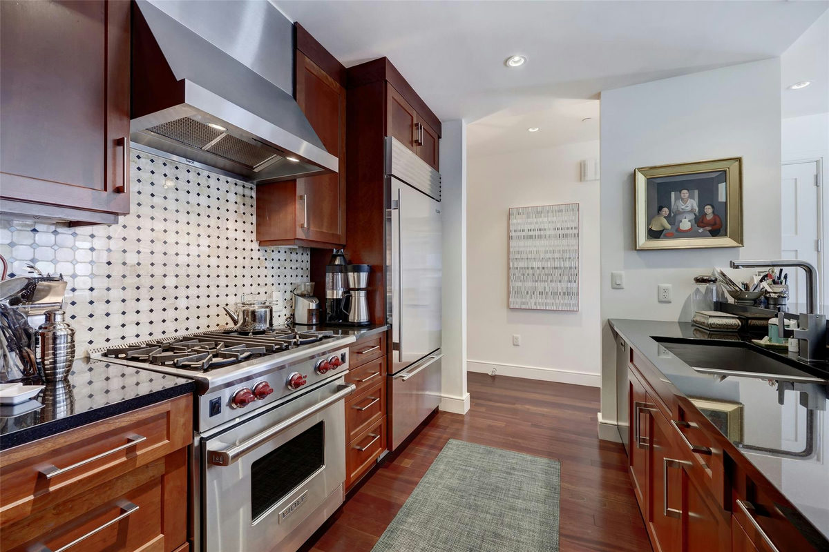 98 San Jacinto Blvd #1803 — photo 4