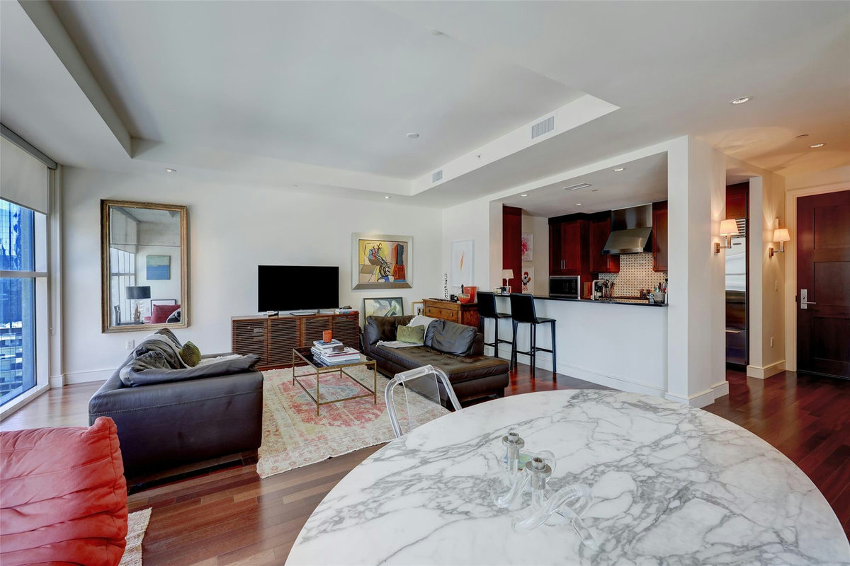 98 San Jacinto Blvd #1803 — photo 3