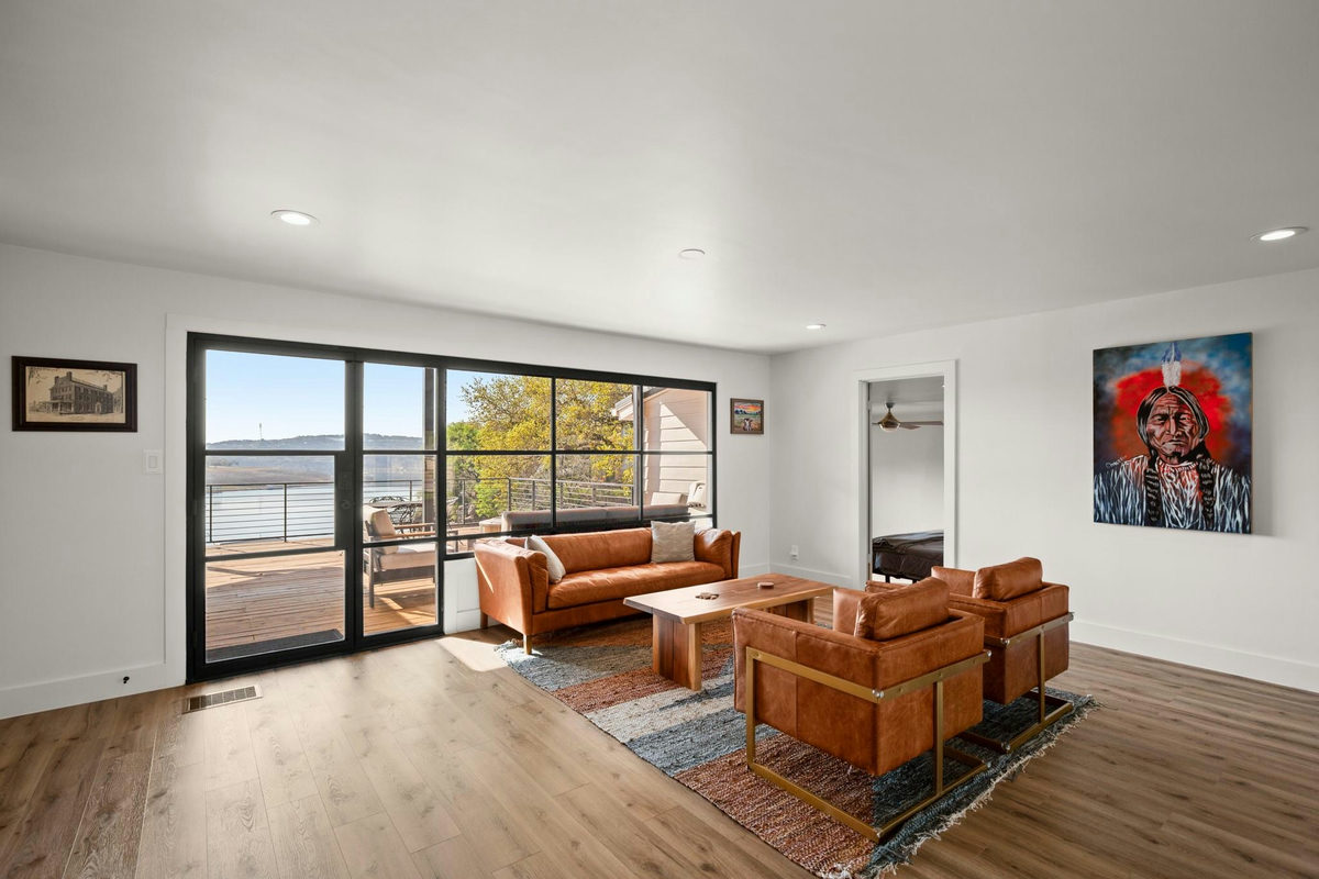 1405 Cat Hollow Club Dr — photo 5