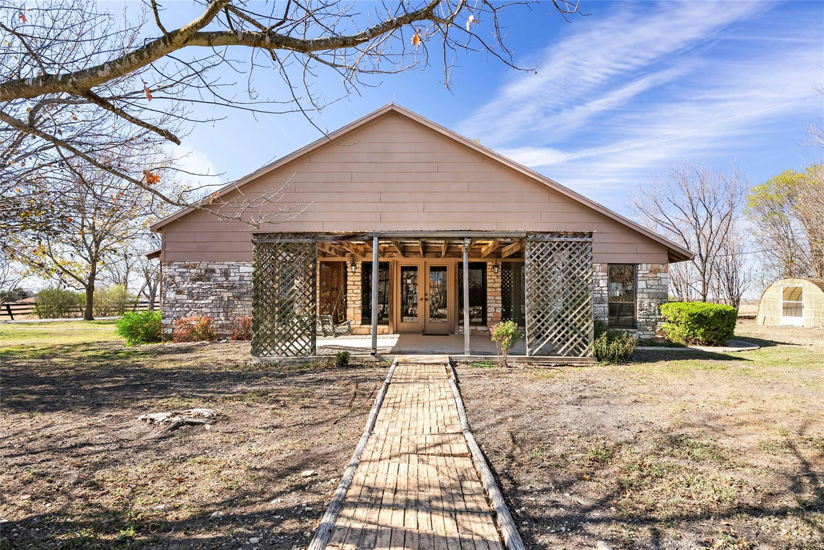 12914 Pfluger Berkman Rd — photo 2