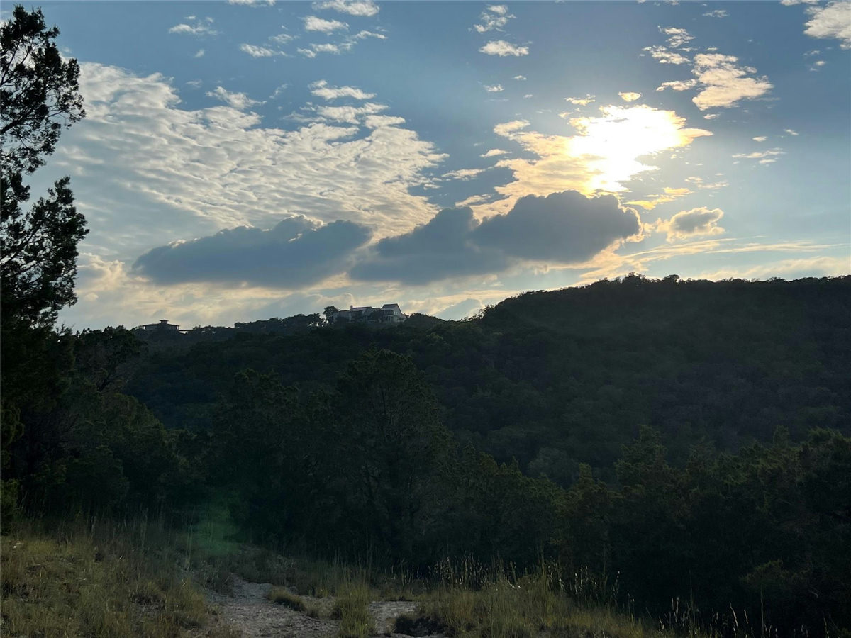 OLD BURNET RD Old Burnet Rd — photo 5