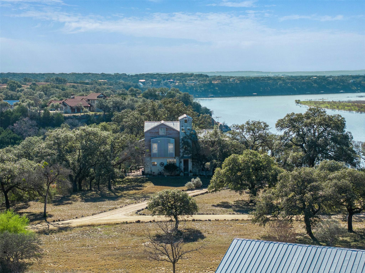 27701 Turner Ranch Rd — exterior