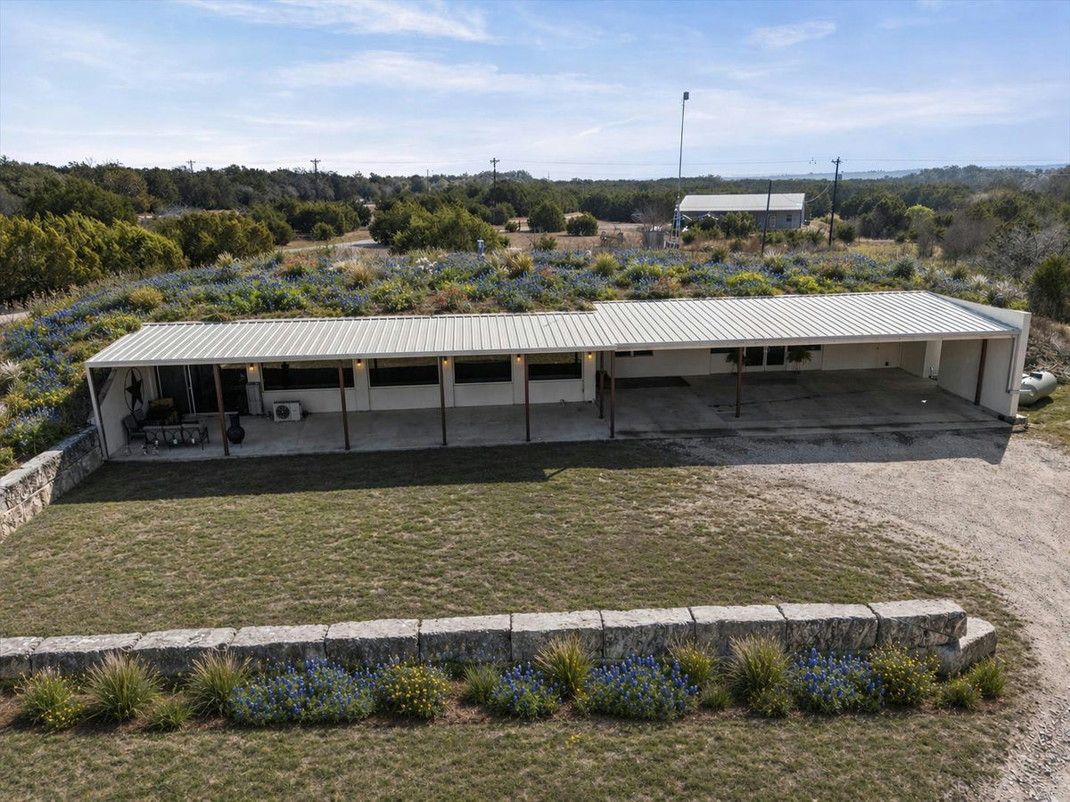 510 Herrin Ln — exterior