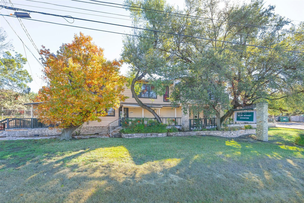 801 Ranch Road 620 None S — exterior