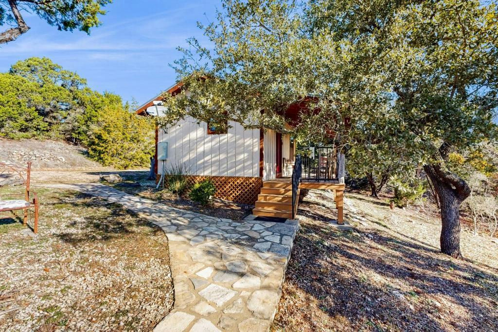 961 Buttercup Ln — photo 3