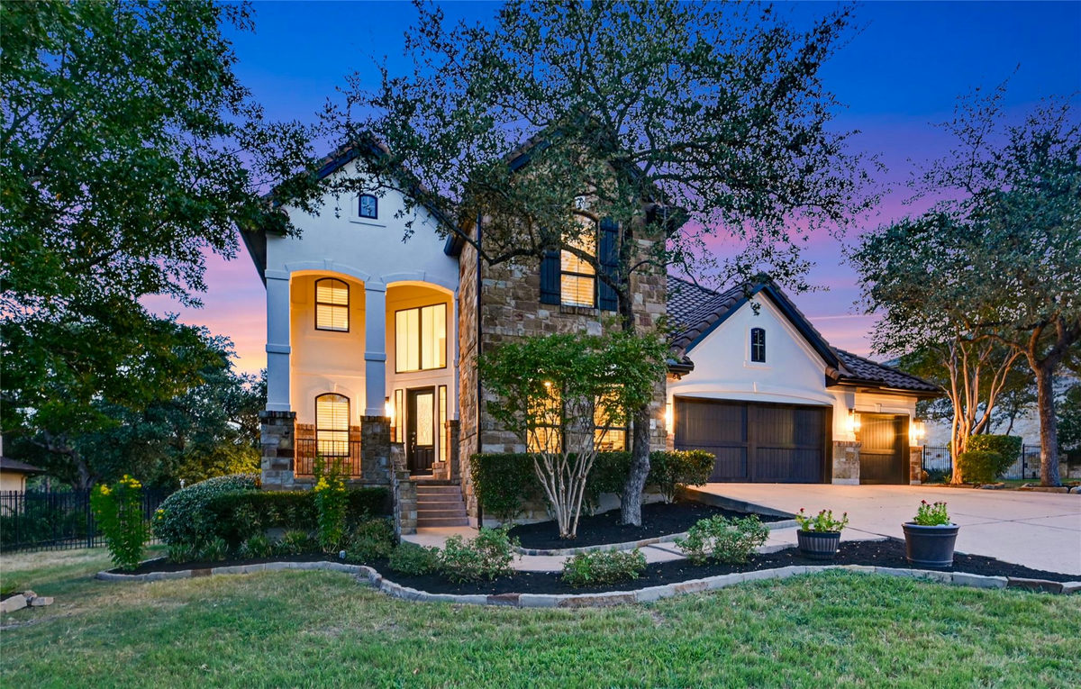 7609 Lazy River Cv