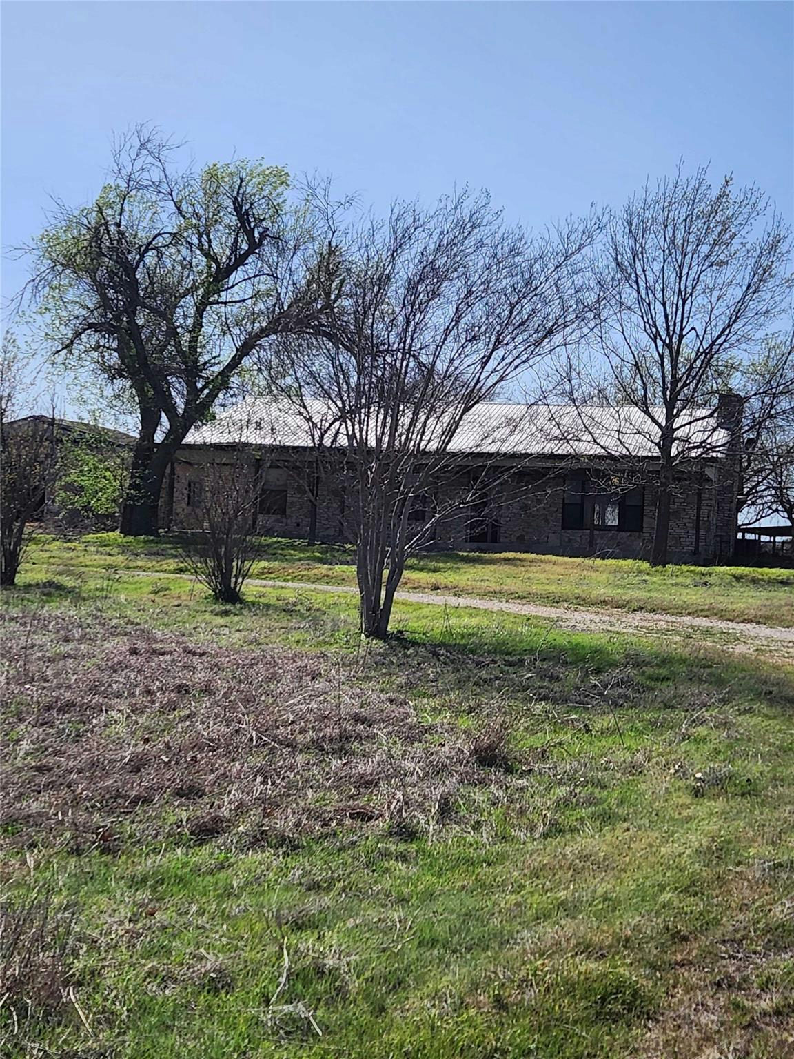 1788 County Road 139 Rd — exterior