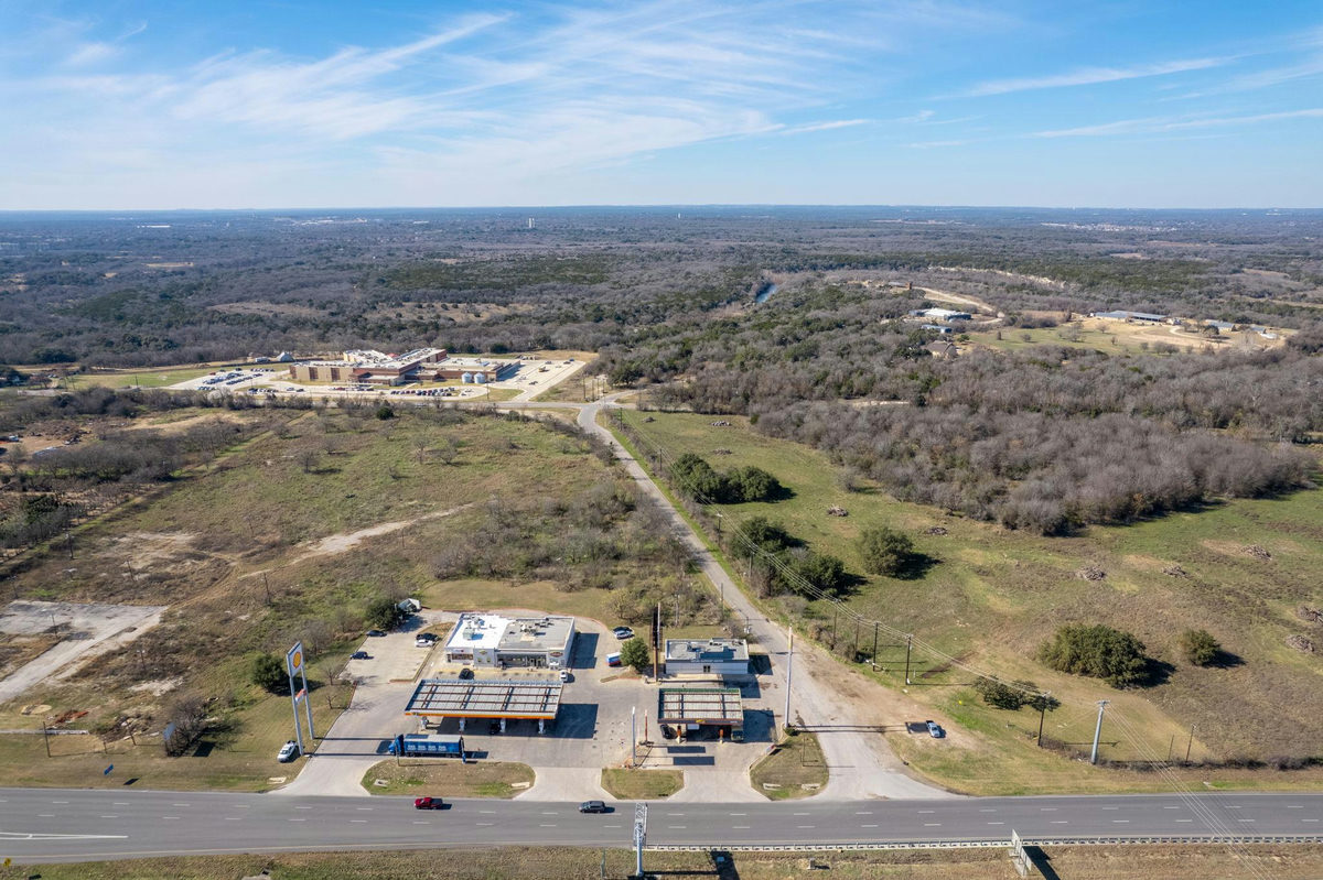 1701 Manchaca Springs Rd — photo 4