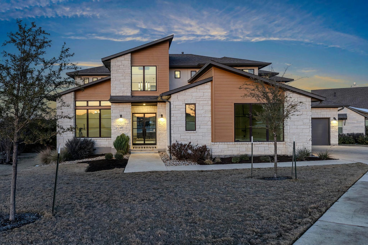 439 Wellborn Rd — exterior