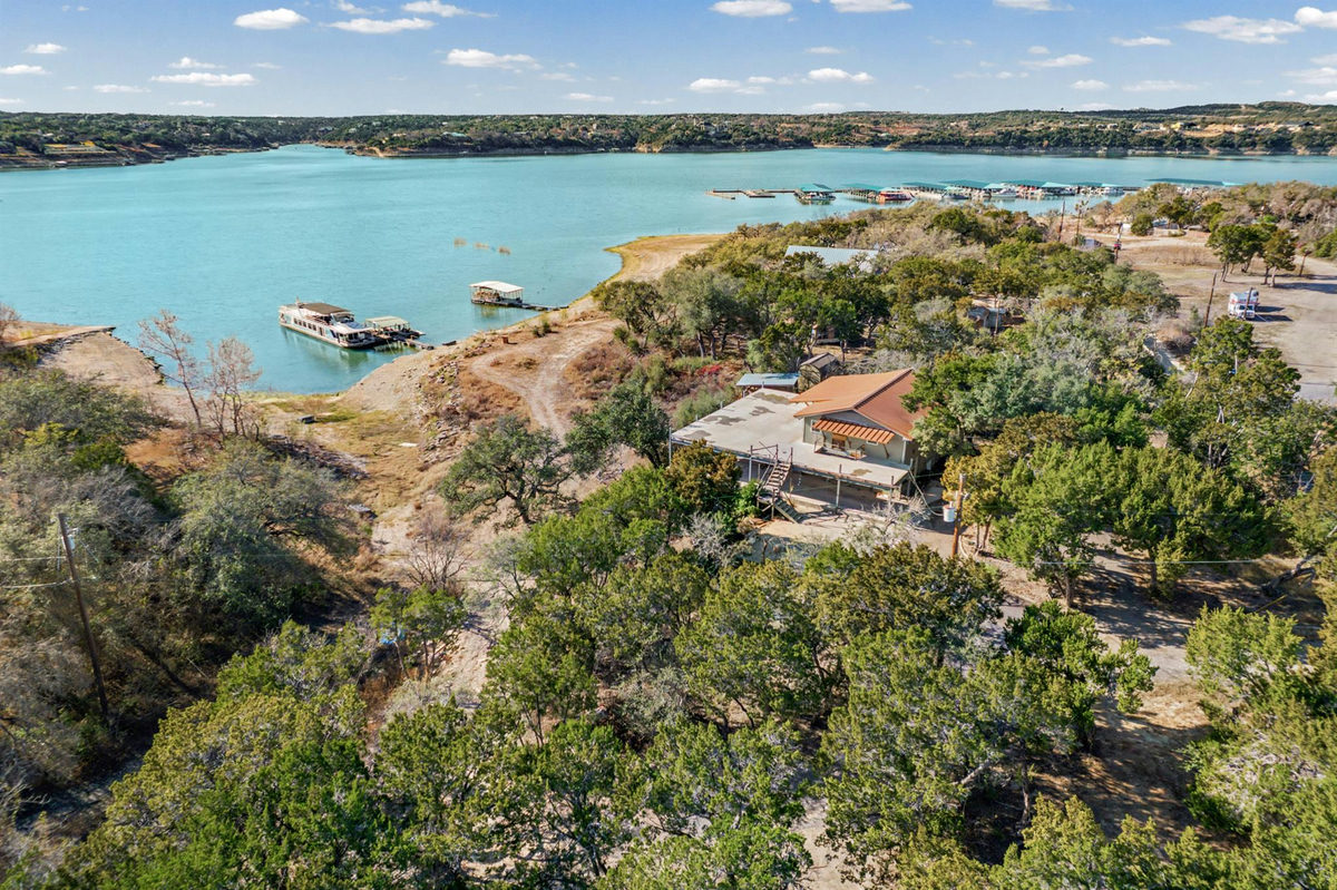 17019 Rocky Ridge Rd — exterior
