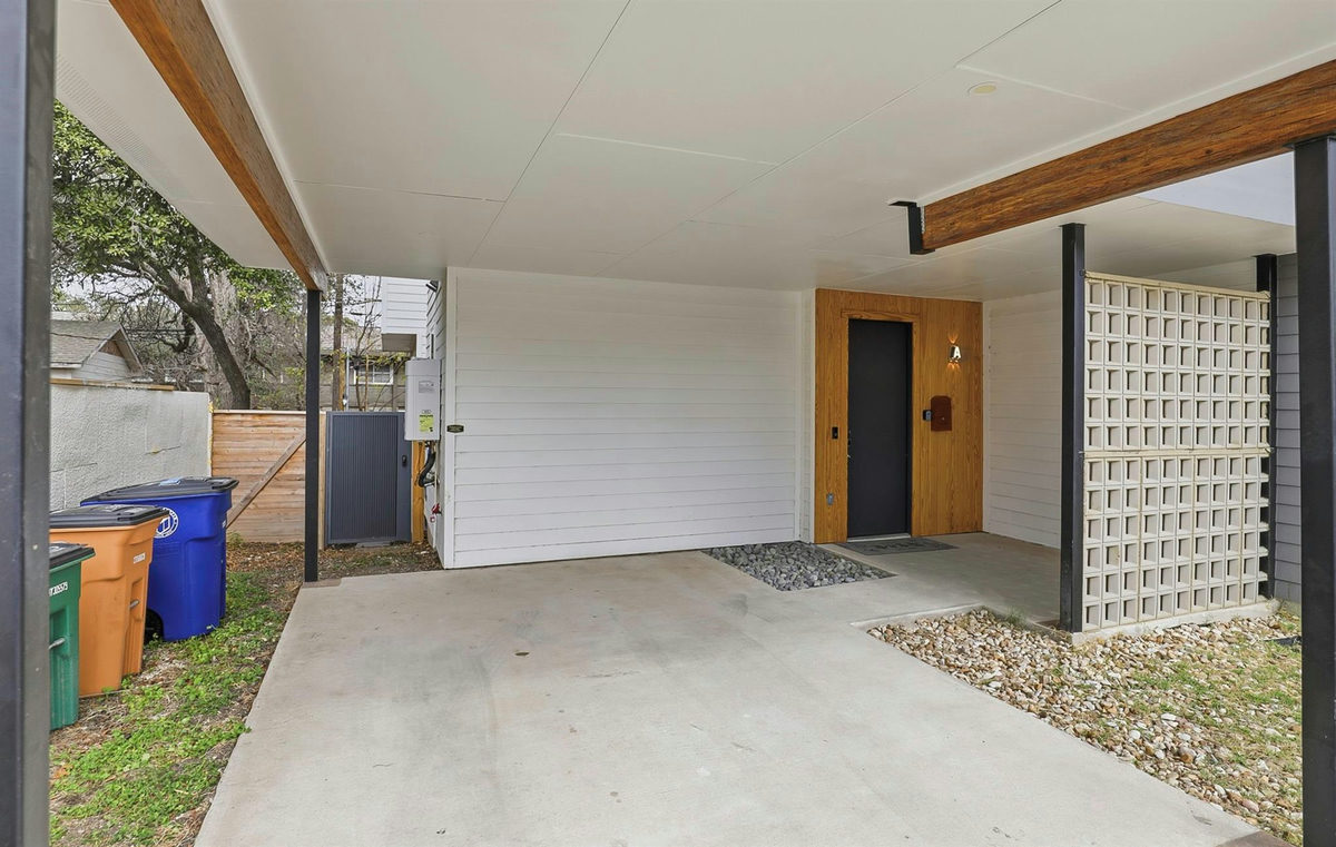 1208 W Oltorf St #A — photo 2