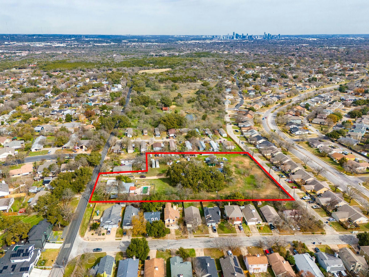 8203 Longview Rd — photo 4