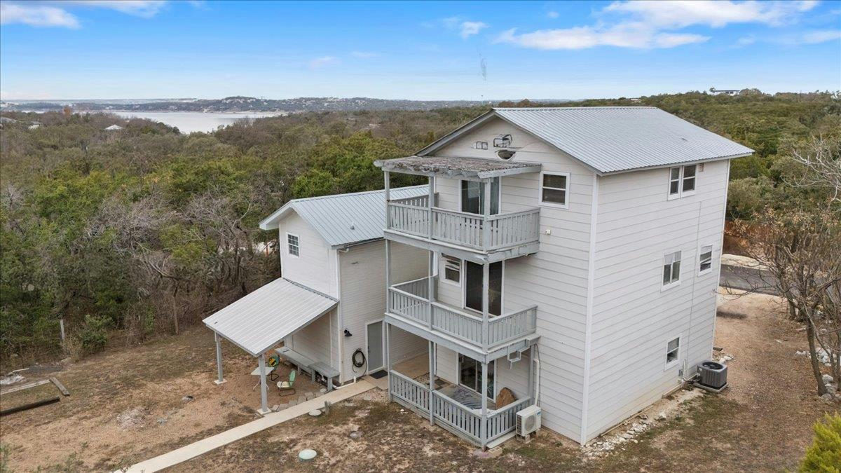 7705 Debbie Dr — photo 4