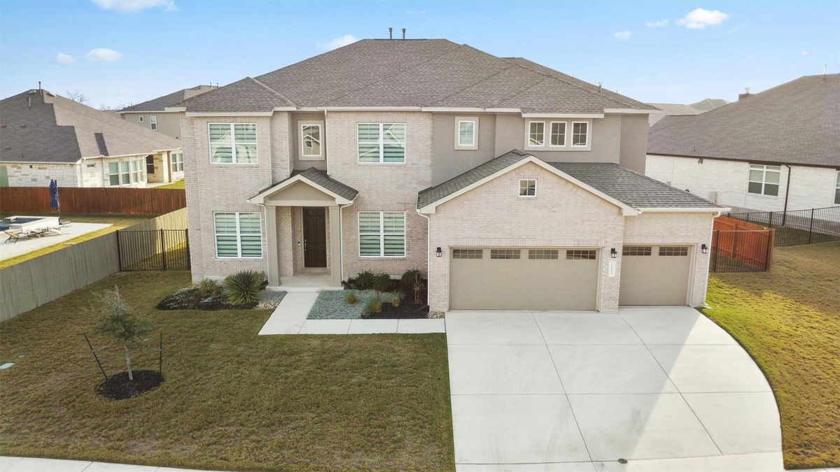 213 Great Lawn Bnd — photo 2