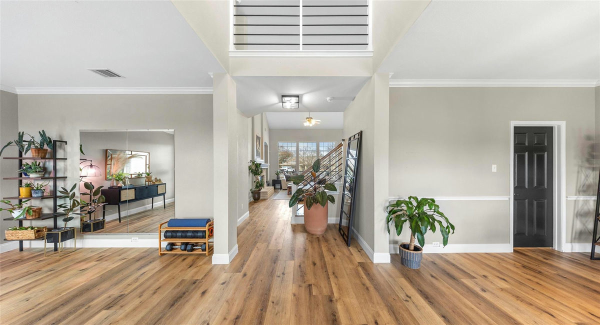 18702 Venture Dr — photo 5