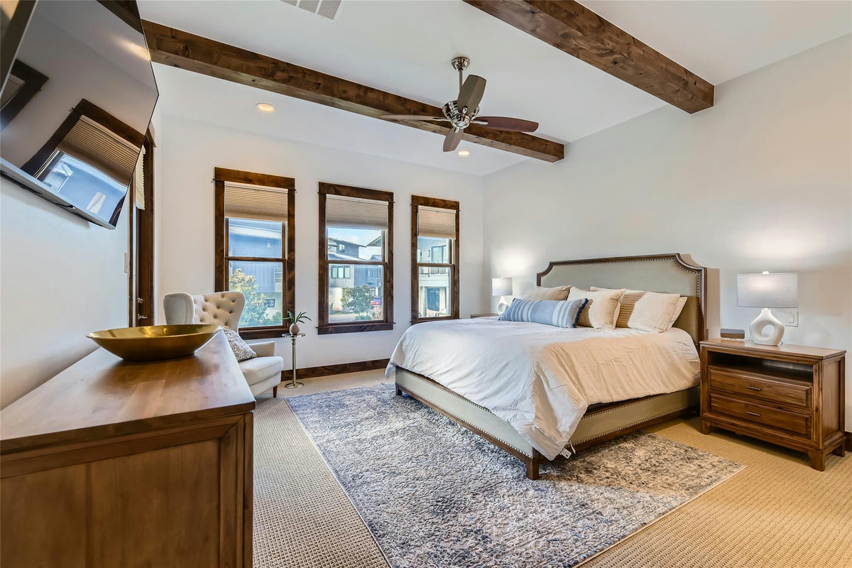 2217 Seabiscuit Cv #103 — photo 4
