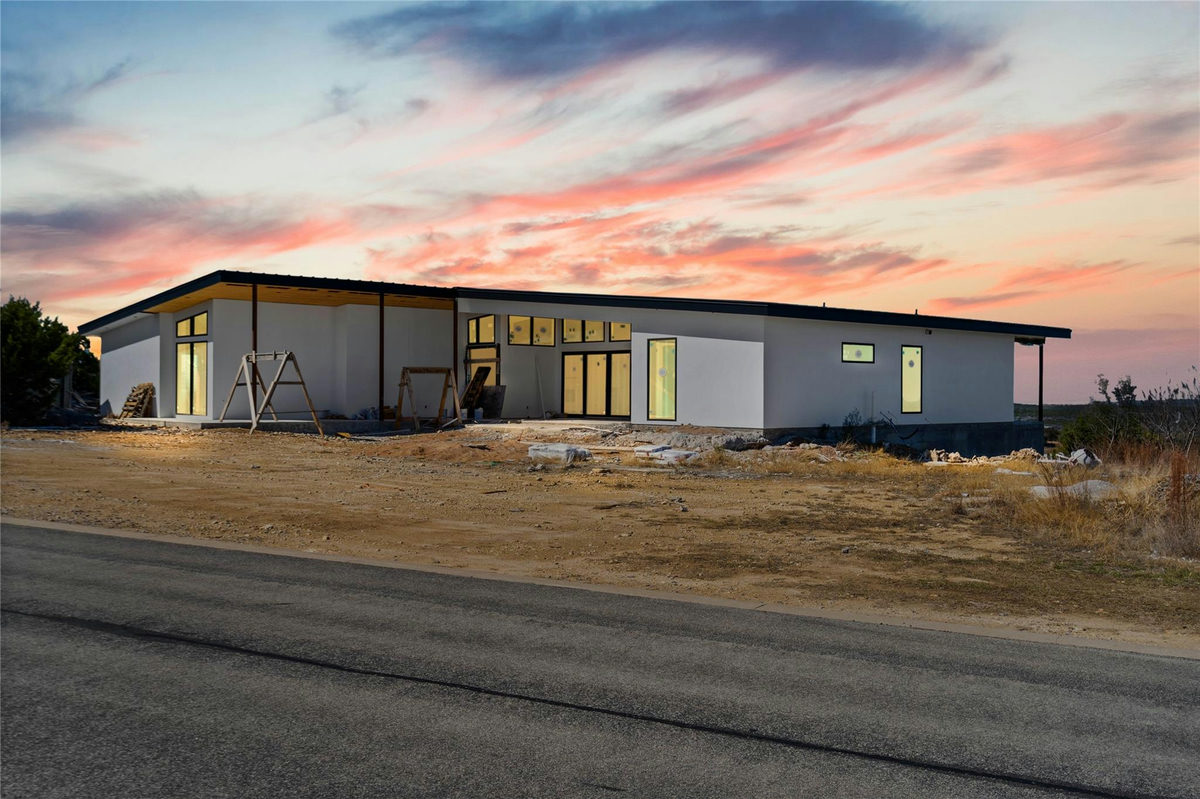 516 Bosque Trl — exterior