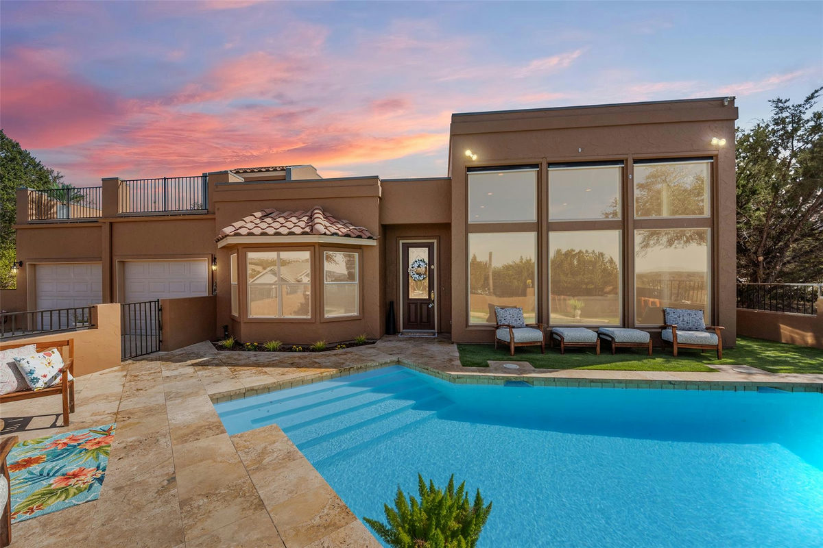 3211 Constitution Dr — exterior