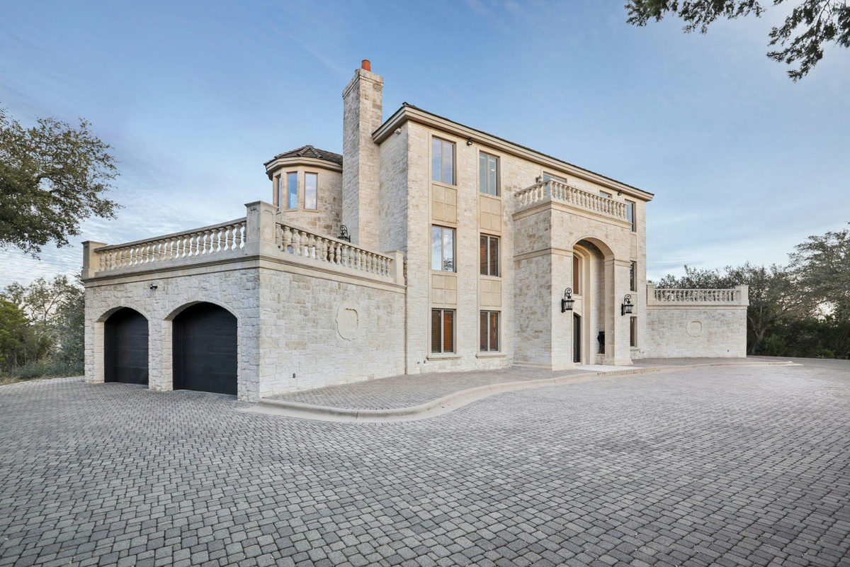 14701 Hornsby Hill Rd — exterior