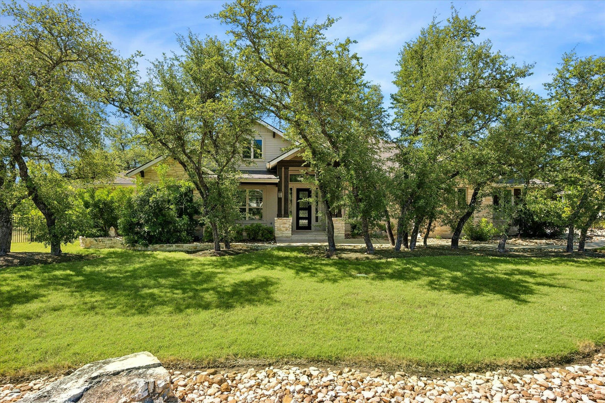 137 Chickasaw Plum Dr — exterior