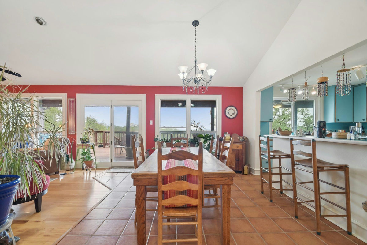 407 Pioneer Trl — photo 5