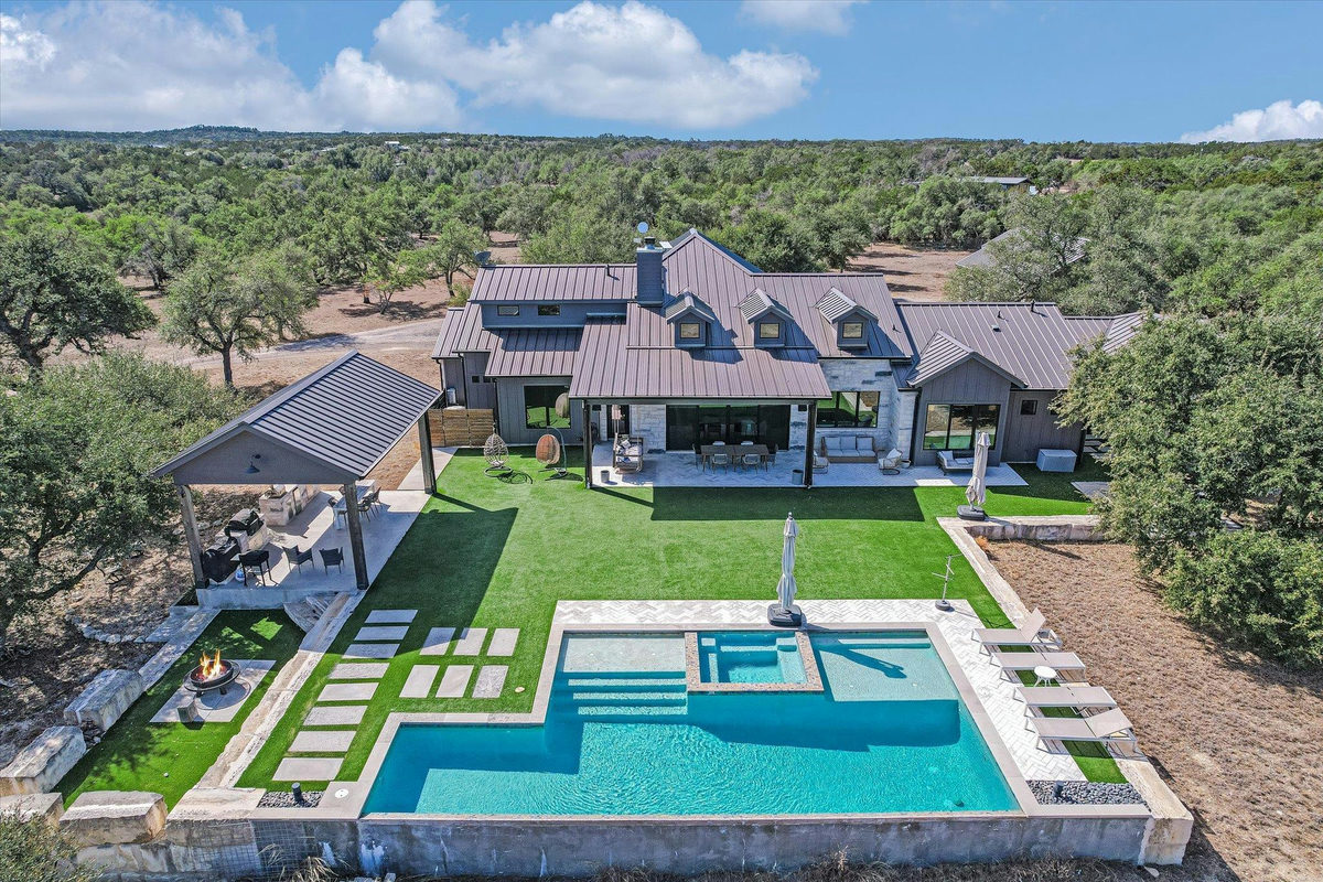 3340 Martin Rd — photo 3